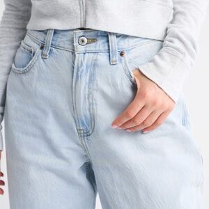 Abercrombie & Fitch Light Wash Loose Jeans
